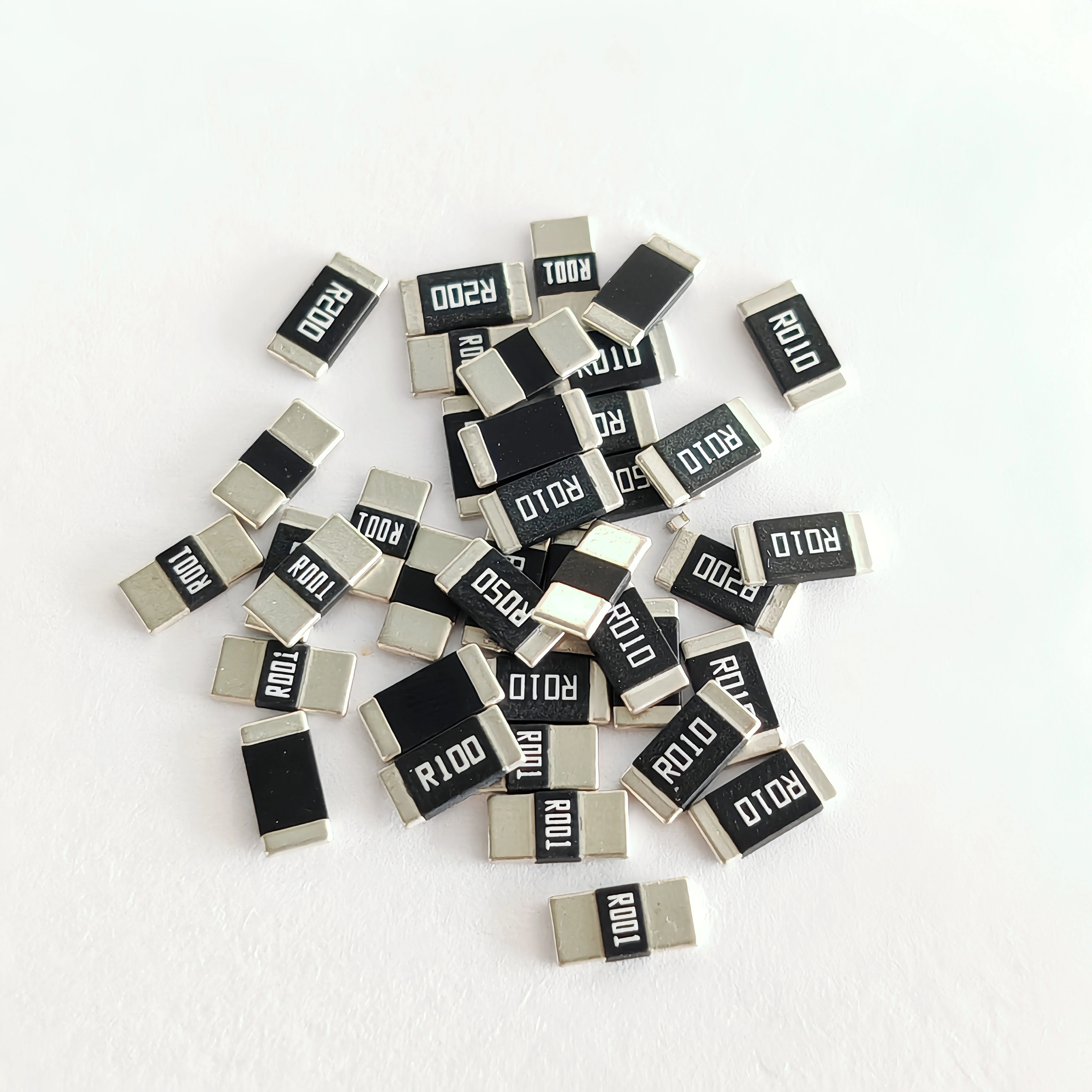 100PCS/lot 2512 3W 5% SMD alloy resistance R1 R01 0.1R 0.01R 0.001R 0.068R 0.27R 0.0005R 0.0025R 0.009R